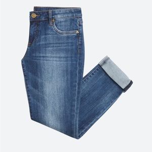 Boyfriend Distressed Jeans